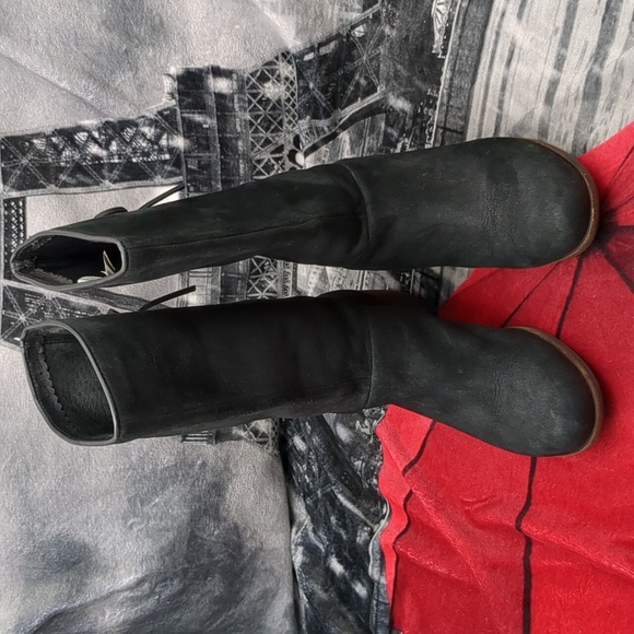 UGG Cary tie up corset boots size 8 - Picture 5 of 9